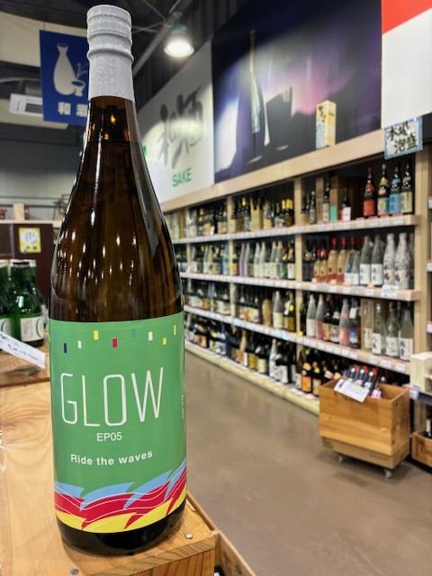 GLOW EP05 -Ride the Waves-